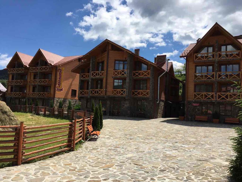 Karpatski Zori Hotel Буковель Экстерьер фото